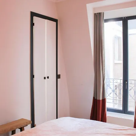 Spacious 74 M Near Montmartre Παρίσι