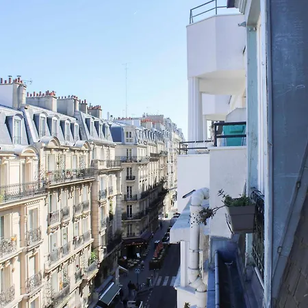 Διαμέρισμα Spacious 74 M Near Montmartre *